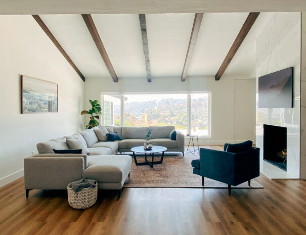 the living room at the Murray House San Diego vacation rental